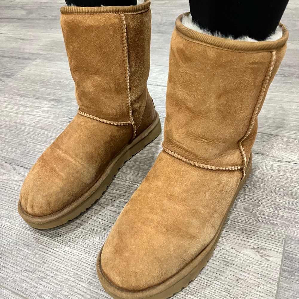 Uggs size 8